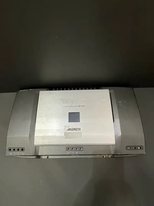 ALPINE CAR AMP MRV-F545