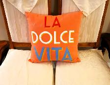 Two Sofa cushions - Photo 3