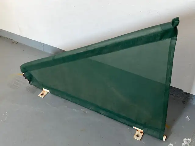 GOLF RANGE EQUIPMENT