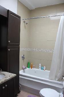 Mile-end 2 bedroom   Den - Photo 8