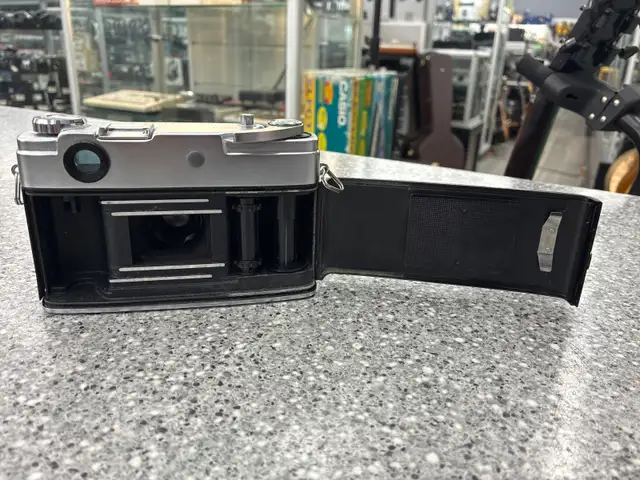 Yashica J Film Camera - Photo 3