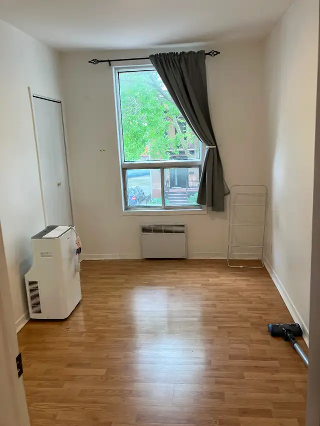 4 1/2 upper duplex for rent July 1st - Photo 7