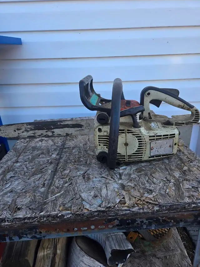 Top handle Stihl chainsaw