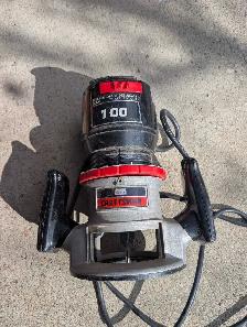 Craftsman Router with Bits