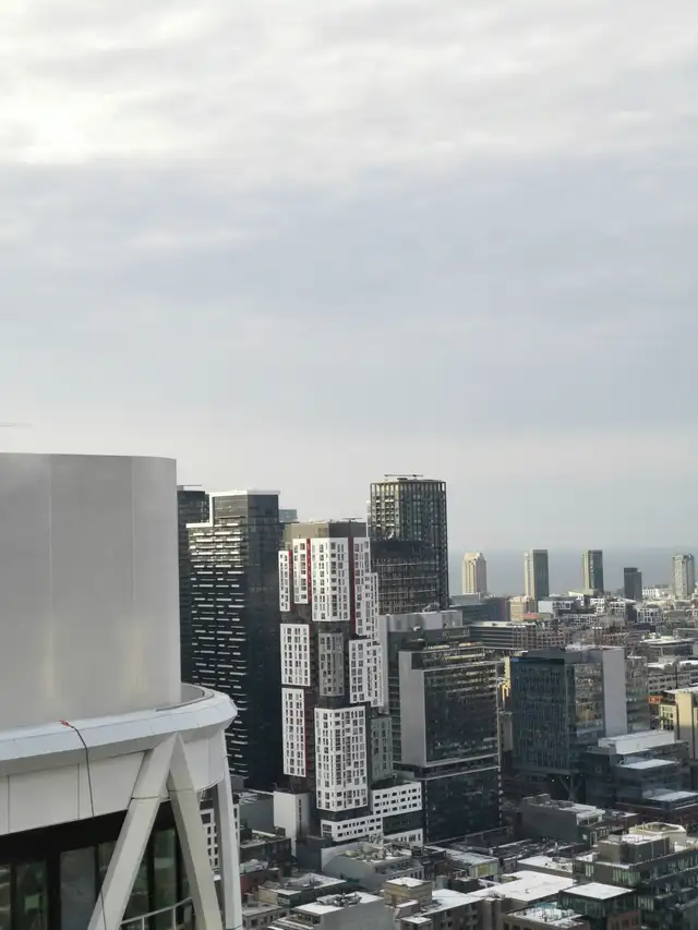 SUB-PENTHOUSECONDO IN DOWNTOWN TORONTO - Photo 8