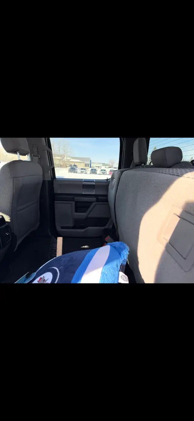 2016 ford f150 xlt 5.0L V8 - Photo 2