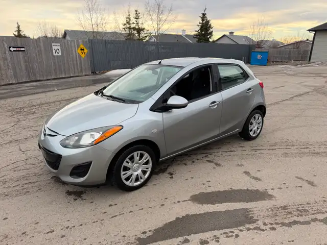 2013 Mazda2 Low km, with good service history