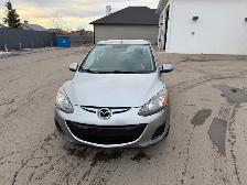 2013 Mazda2 Low km, with good service history - Photo 2