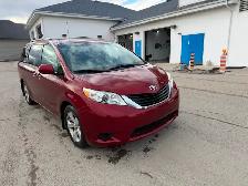 2011 Toyota Sienna LE model - Photo 4