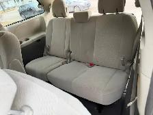 2011 Toyota Sienna LE model - Photo 11