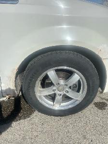 Mini Van Chrysler Town Country  2008  loaded Reduced Moving - Photo 4