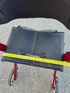 Stella Walker with 23' seat - Photo 9