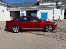 2015 VW Passat Low km, Highline - Photo 5