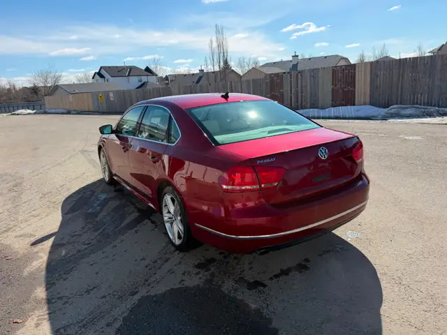 2015 VW Passat Low km, Highline - Photo 8