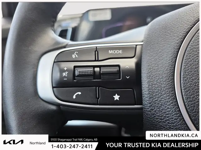 2025 Kia Sportage EX - Photo 12