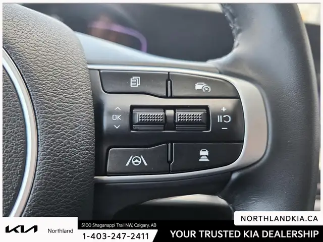 2025 Kia Sportage EX - Photo 13