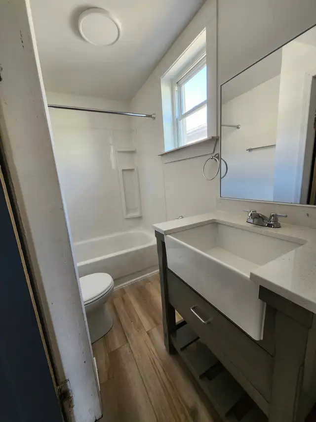 168 St James #1 - 3BR Den Uptown, Bright & Spacious, W/D Hookups - Photo 7