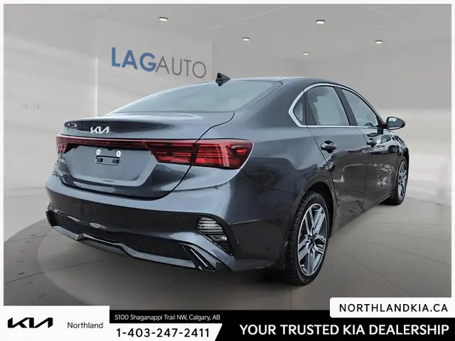 2022 Kia Forte EX - Photo 4