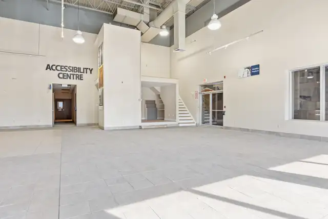 3020 Hawthorne Rd., Unit 200A | Showroom/Warehouse for Lease - Photo 9