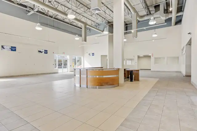 3020 Hawthorne Rd., Unit 200A | Showroom/Warehouse for Lease - Photo 15