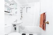 Available July 1 - Sargent Park Main Floor Duplex - Photo 8