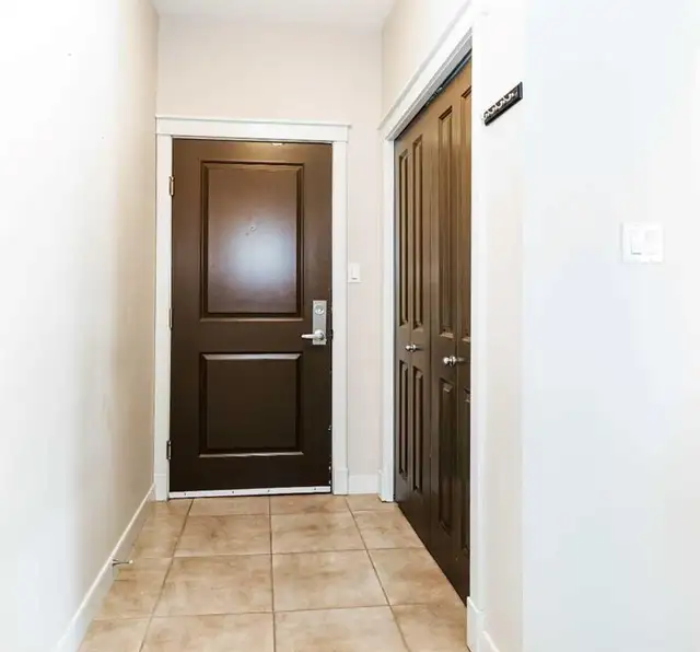 2 Bedroom 2 Bathroom unit in Sommerset Condos Sylvan Lake - Photo 2