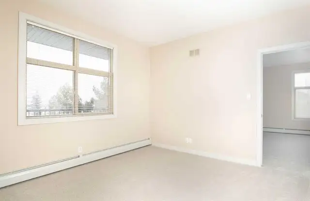 2 Bedroom 2 Bathroom unit in Sommerset Condos Sylvan Lake - Photo 16