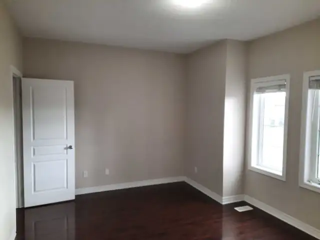 Private room semi private washroom Brampton - Photo 10