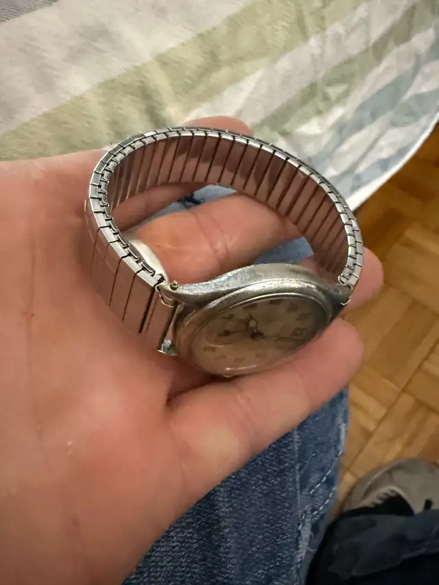 Bulova Wrist Watch, model 10 AK, 15-Jewels, US WWII Army issue, - Photo 2