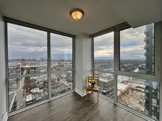 Etobicoke 1bed1bath condo for rent (Female roommate only) - Photo 5