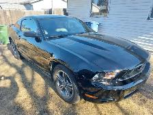 2012 Ford Mustang - Photo 3