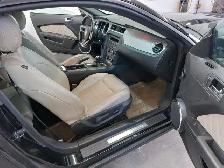 2012 Ford Mustang - Photo 8