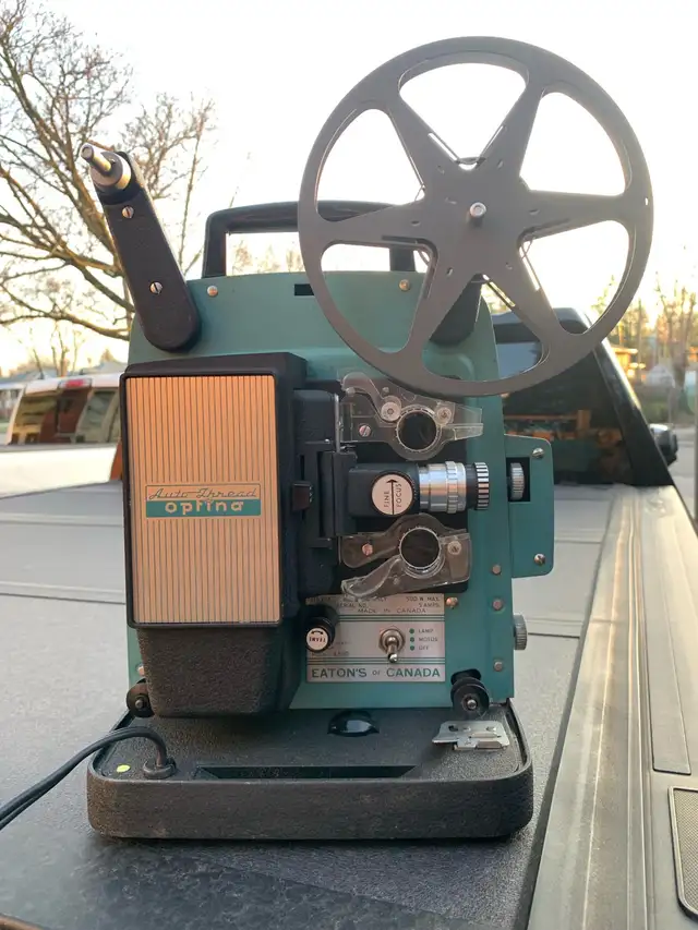 8 mm vintage projector