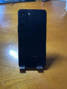 Selling Galaxy S22 for $175 - Photo 2