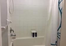 Aurora/ Newmarket private Room - Photo 4