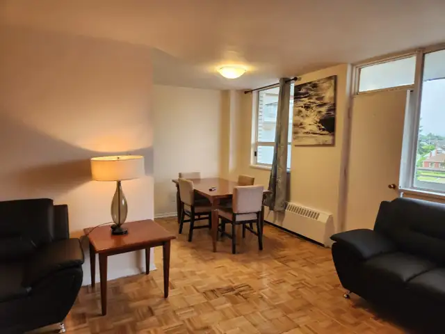 Furnished 2 bdr apt, St. Clair & Victoria Park, East York, May 1 - Photo 3
