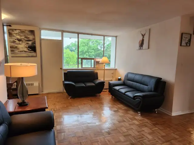 Furnished 2 bdr apt, St. Clair & Victoria Park, East York, May 1 - Photo 5