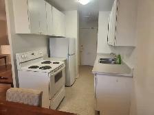 Furnished 2 bdr apt, St. Clair & Victoria Park, East York, May 1 - Photo 8