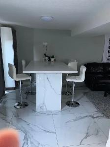 5 bedroom 3 bath house - Photo 4