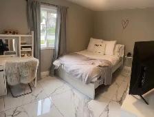 5 bedroom 3 bath house - Photo 6