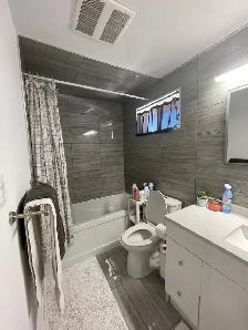 5 bedroom 3 bath house - Photo 7