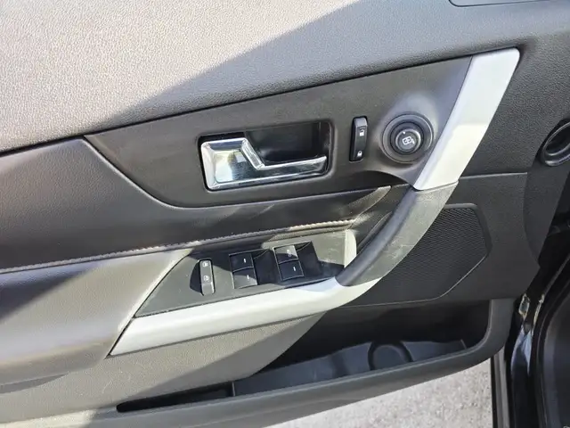 2013 Ford Edge SEL AWD Clean Carfax Leather Heated Seats Sunroof - Photo 18