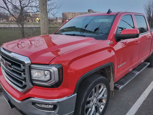 2017 GMC SIERRA Z71 - Photo 2