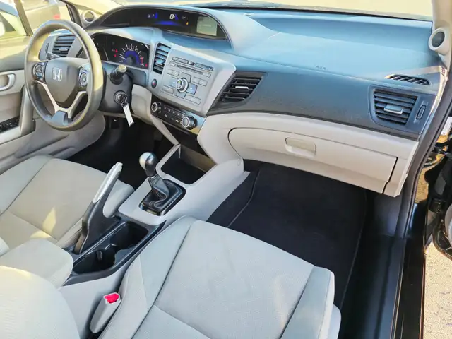 2012 Honda Civic Coupe Manual Bluetooth Cruise Control - Photo 13