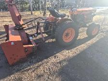Kubota B6100