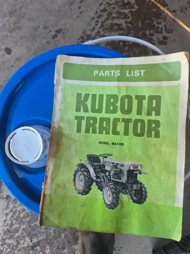 Kubota B6100 - Photo 7