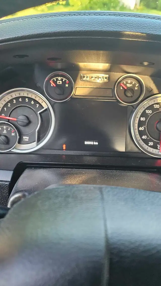 2014 Dodge Ram Hemi Sport - Photo 6