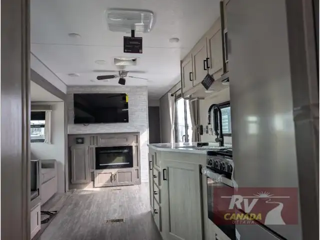 2026 Forest River RV Aurora 40BHTS2Q - Photo 10
