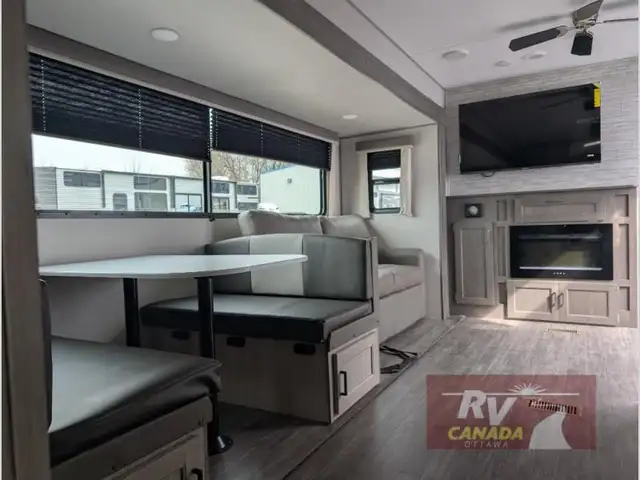 2026 Forest River RV Aurora 40BHTS2Q - Photo 11