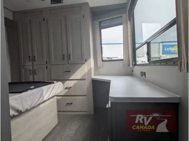 2026 Forest River RV Aurora 40BHTS2Q - Photo 16